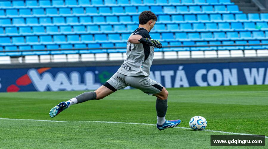 ub8优游平台挑战自我，成就非凡